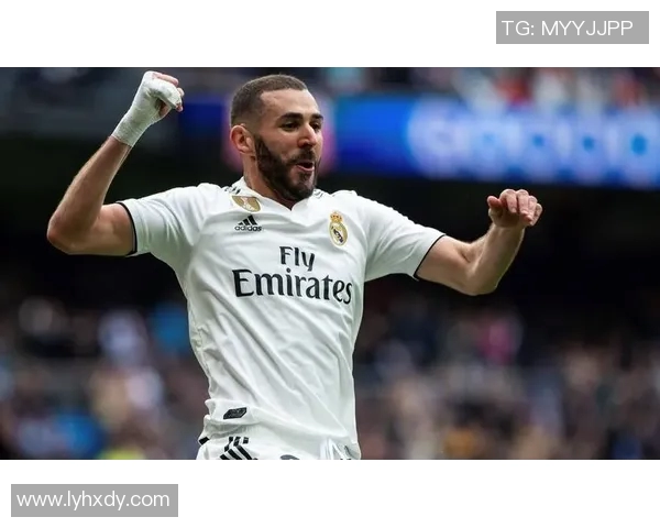 全球足球明星与艺术家融合的魅力排名揭晓，谁能登顶引领风潮